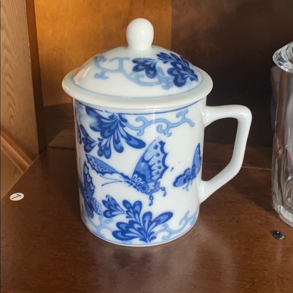 Mugs - Picture 2 of 4